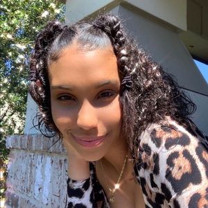 Meet your Posher, Janelle